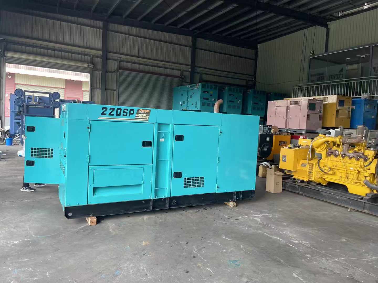 洛浦800kW 柴油发电机的输出电流波动范围是多少?